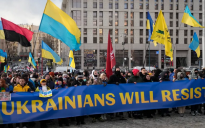 Ukraine: Resist invasion or accept occupation
